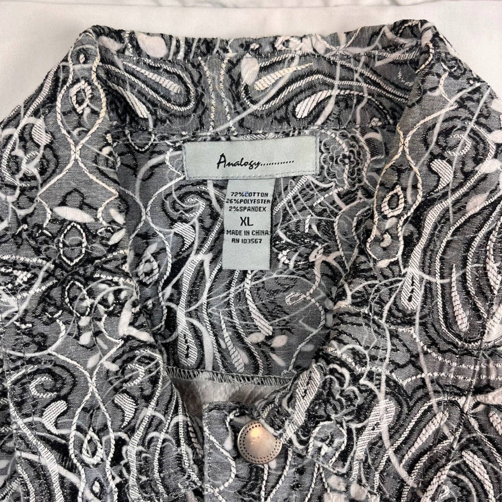 Analogy Womens XL Blackβ White Paisley Jacquard Button Front Trucker Jacket Boho